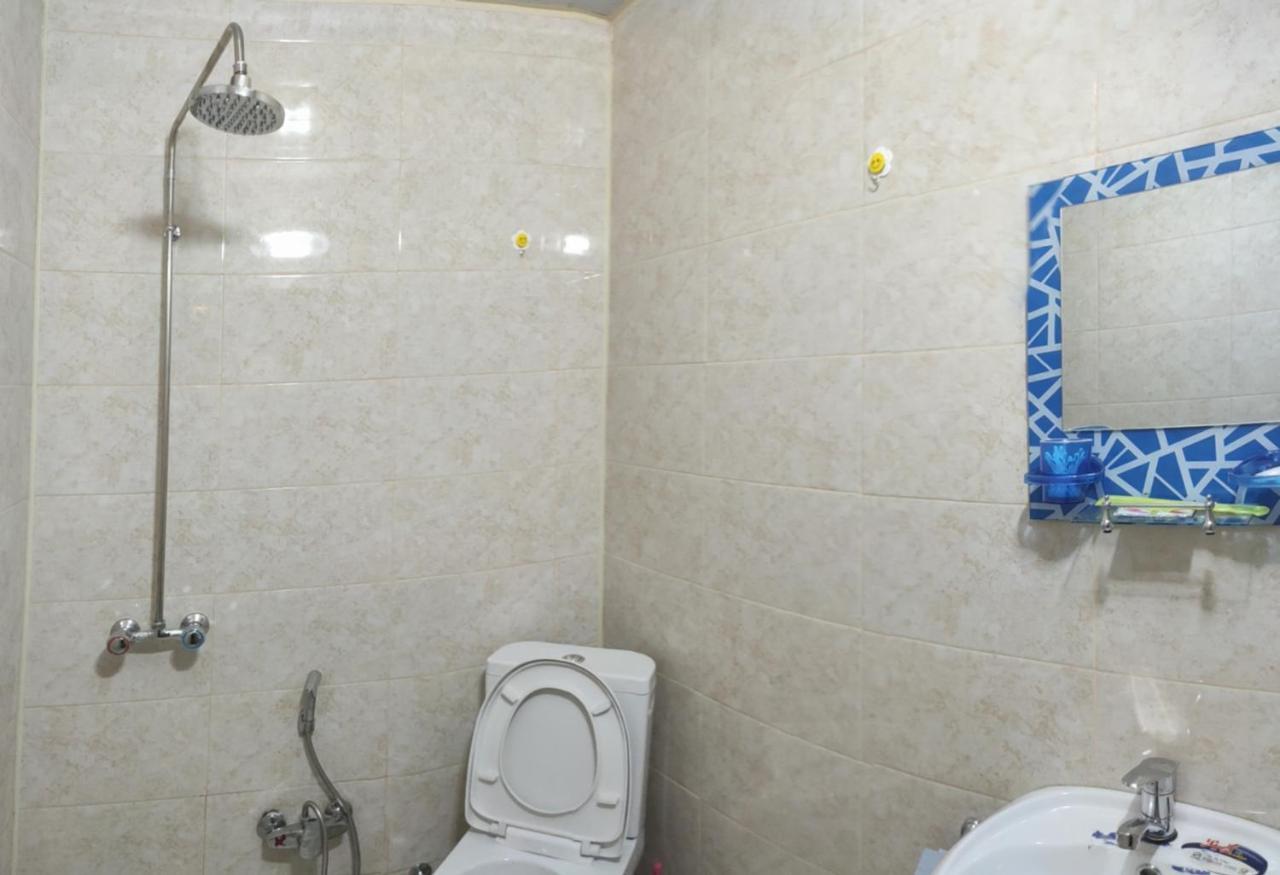 Dost Evi Motel Şǝki Exterior foto