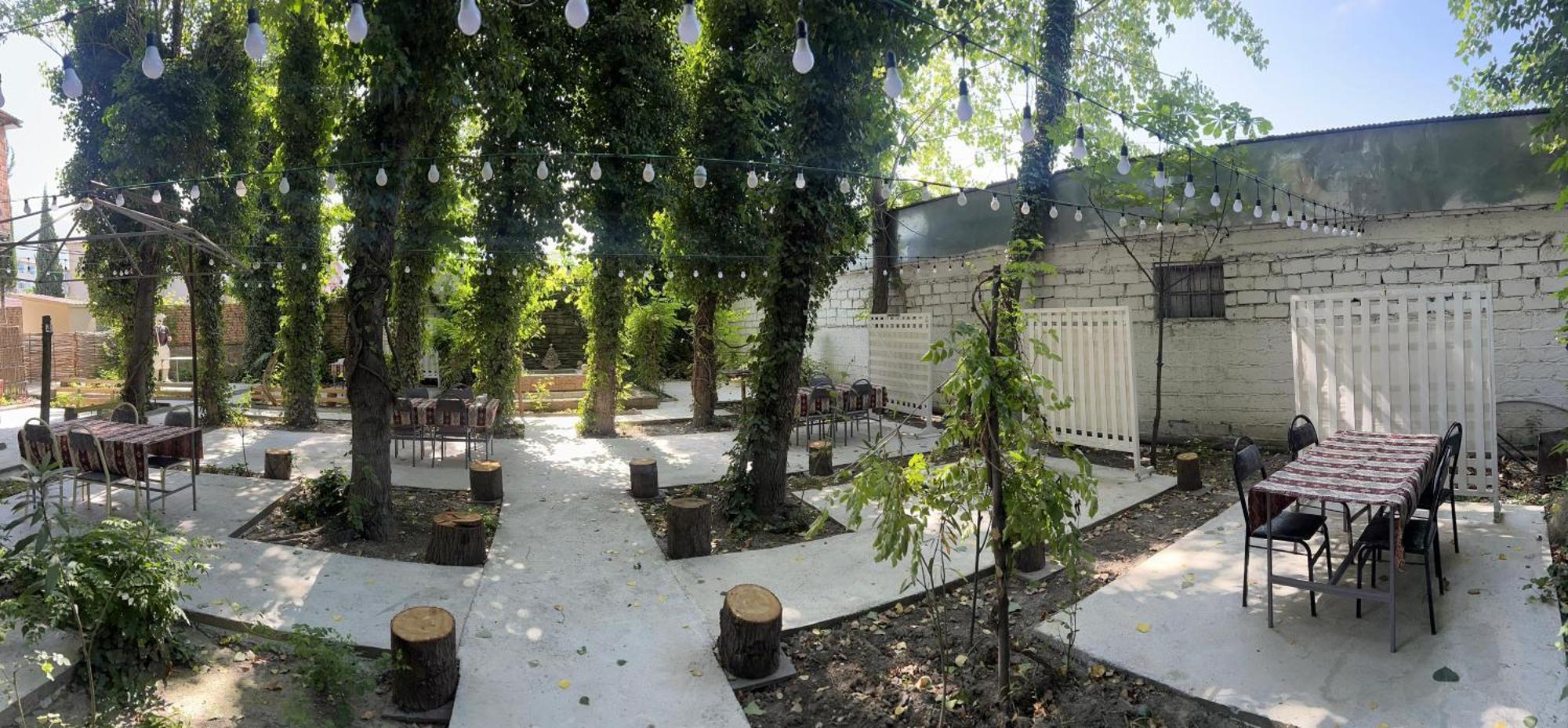 Dost Evi Motel Şǝki Exterior foto