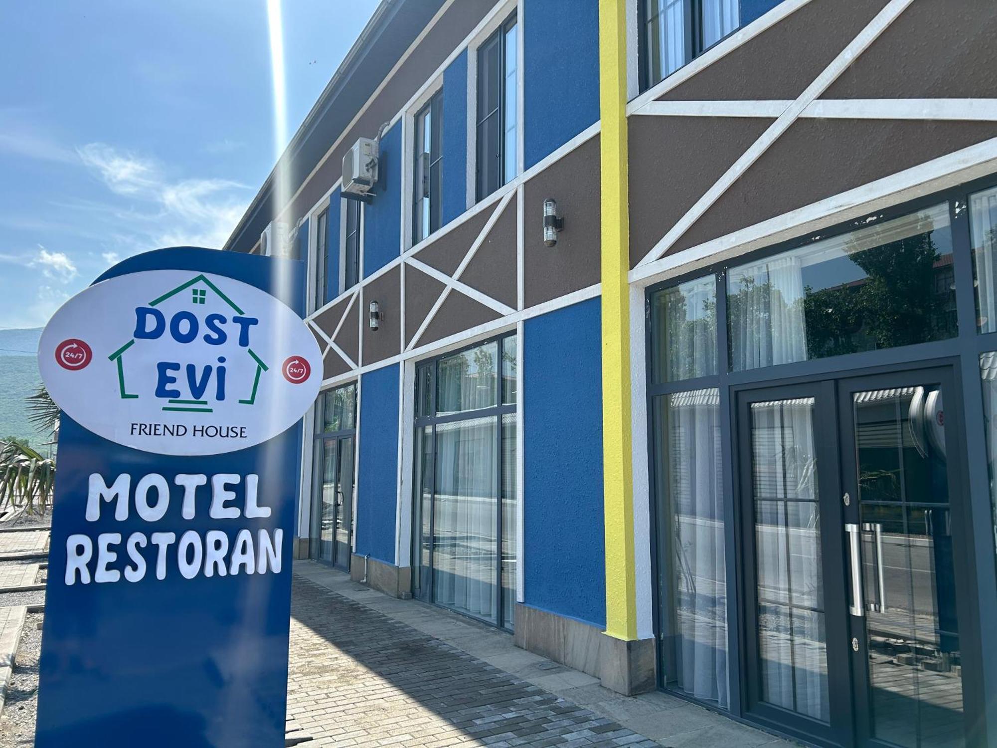 Dost Evi Motel Şǝki Exterior foto